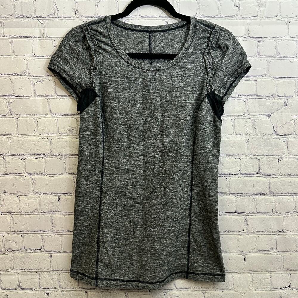 Lululemon Run Full Tilt Short Sleeve Shirt Heathered Black Women's 8 Athletic